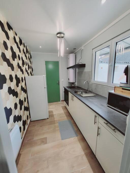 Family Flat Stade De France Airport Cdg Le Bourget "Appart'7" Пьерфит-сюр-Сен Экстерьер фото